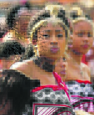 Wife of Swazi king commits suicide