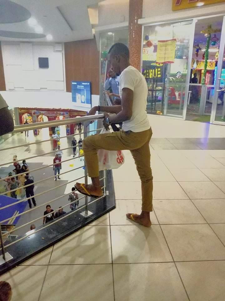 Lawyer who wore bathroom slippers to a Lagos Mall is trending- Are Lawyers finding it funny?