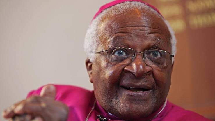 Desmond Tutu passes on